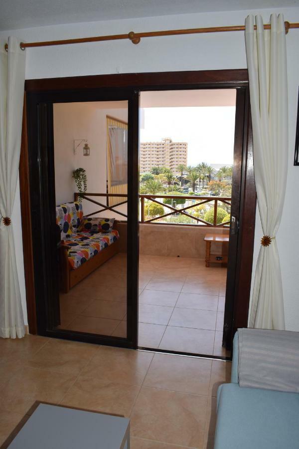 Sunny Summerland Los Cristianos, Ap With City And Ocean View Apartman Los Cristianos  Kültér fotó